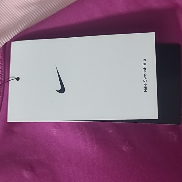 Nike womens  training bra xl - Picture 8 of 9
